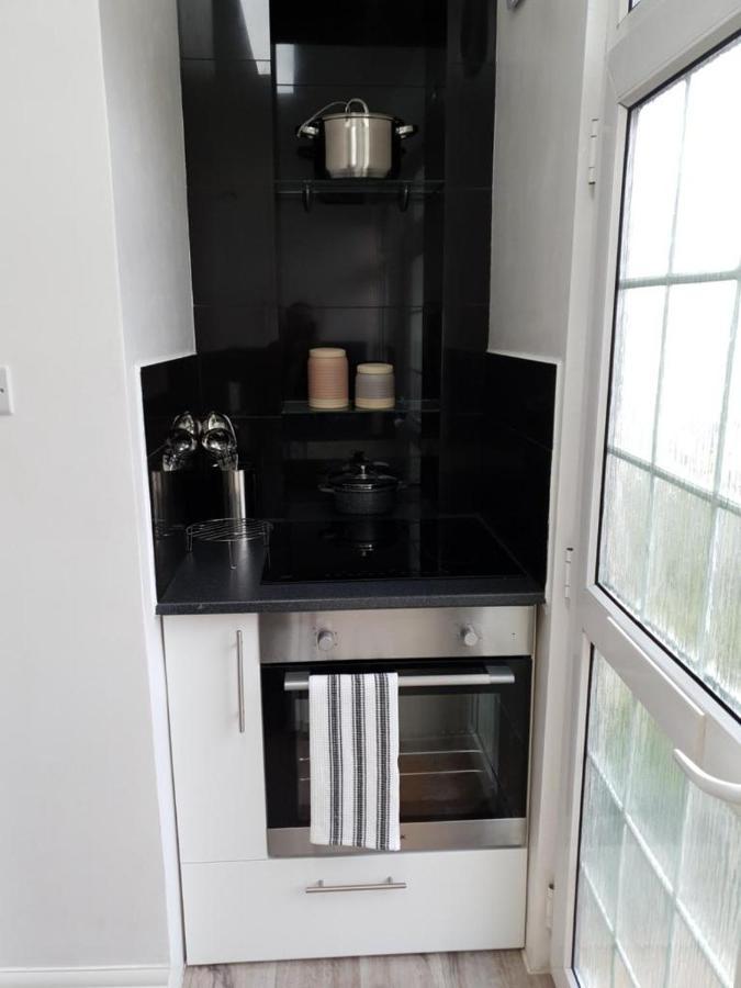 Star London Brent Street Cosy 1-Bed Hideaway Apartment Hendon Bagian luar foto